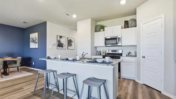 1772 LEEVON Lane, Fort Worth, TX 76140