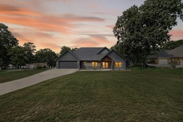 294 County Road 1297, Yantis, TX 75497