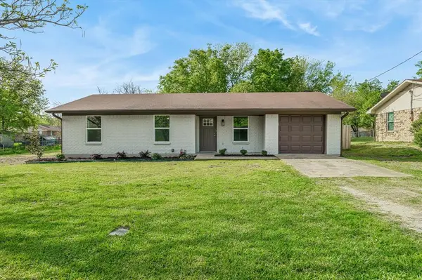 504 Burnett Street, Wills Point, TX 75169