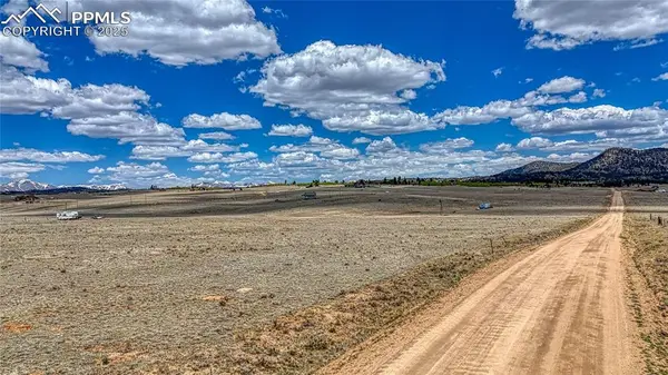 705 Rhyolite DR, Como, CO 80432