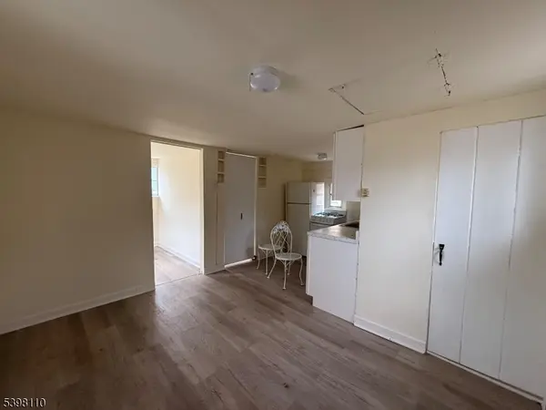 49 E Shore Trl, Hardyston Twp., NJ 07460