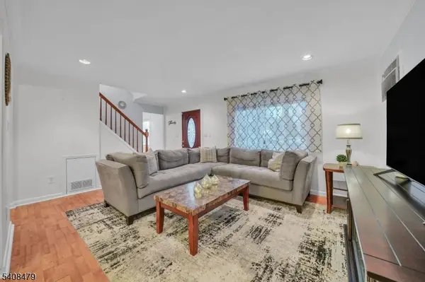 22 Woodlot Rd, Wayne Twp., NJ 07470