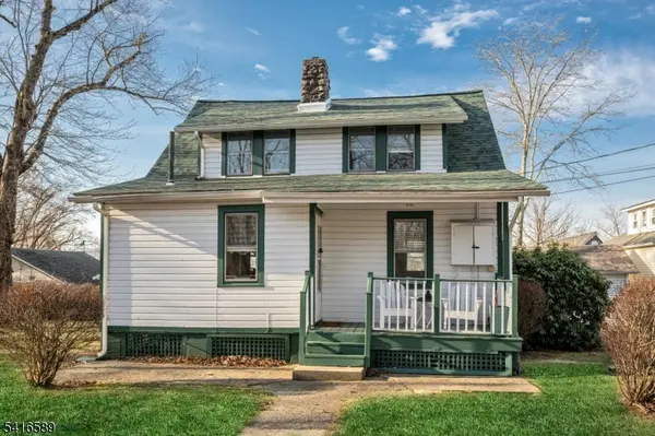 6 Lakeview Ave, Mount Olive Twp., NJ 07828