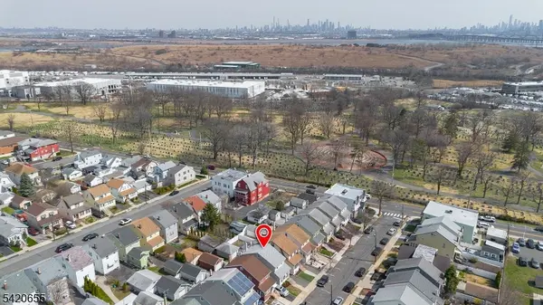 25 Shepherd Pl, Kearny Town, NJ 07032