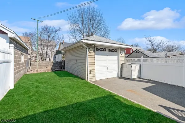 25 Shepherd Pl, Kearny Town, NJ 07032