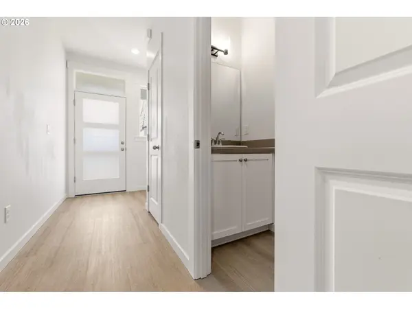 6950 N MADISON CIR, Ridgefield, WA 98642