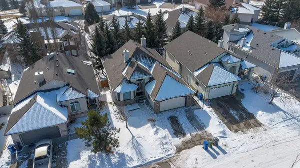 52 Sandstone Ridge CRES, Okotoks, AB T1S 1P9