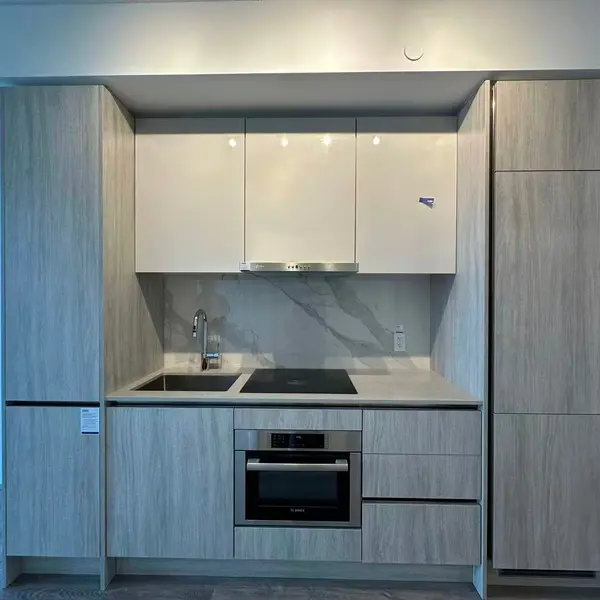 180 Front ST S #3815, Toronto C08, ON M5A 0K9