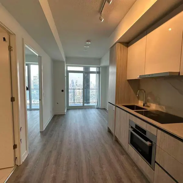 180 Front ST S #3815, Toronto C08, ON M5A 0K9