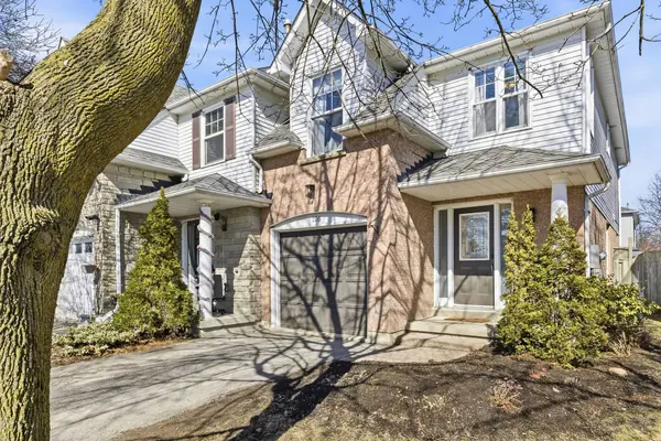 105 Brownstone CRES, Clarington, ON L1E 2Y2