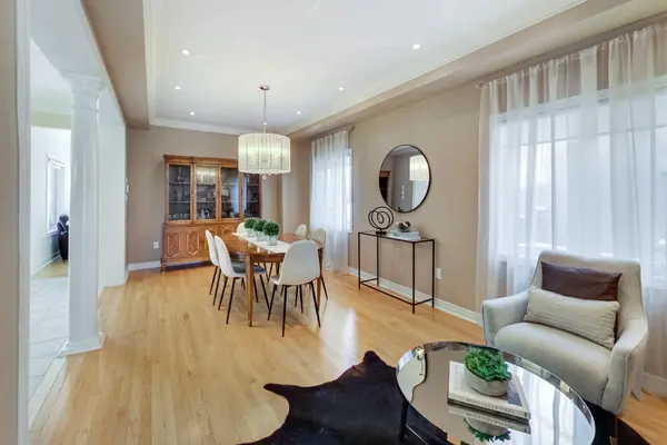 9 White Beach CRES, Vaughan, ON L6A 0R1