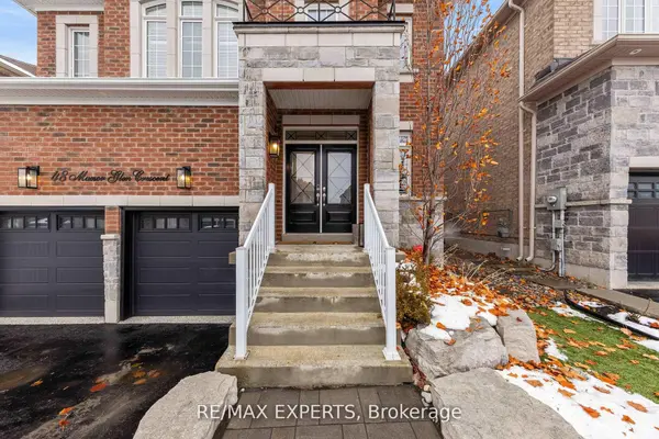 48 Manor Glen CRES, East Gwillimbury, ON L0G 1M0