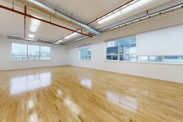 80 Ward ST #204, Toronto W02, ON M6H 4A6