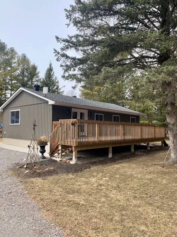 5292 Harris Boatworks RD, Hamilton Township, ON K0K 2E0