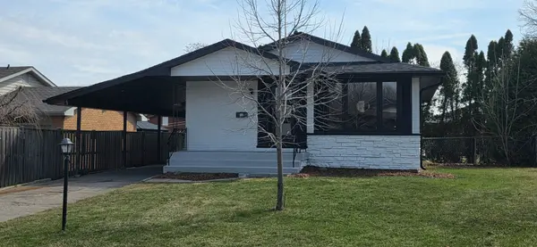 15 Colonial CT, Hamilton, ON L8K 4H2