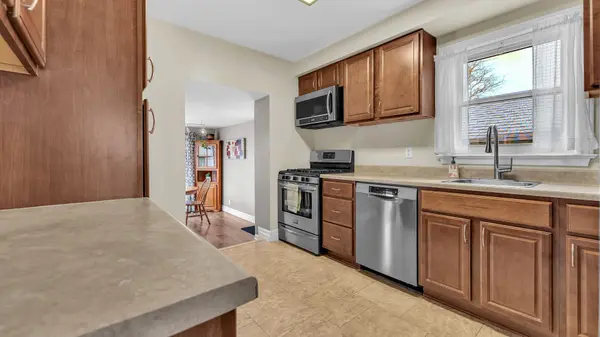 1499 North Vernon AVE, London North, ON N5X 1N7