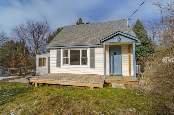 18 George ST, Huntsville, ON P1H 1T9