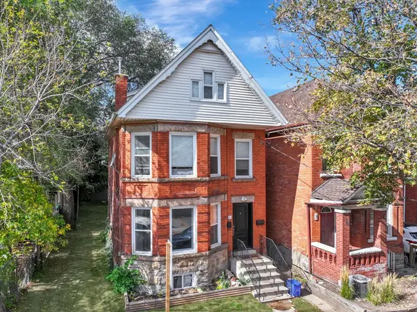 1 Madison AVE, Hamilton, ON L8L 5Y2