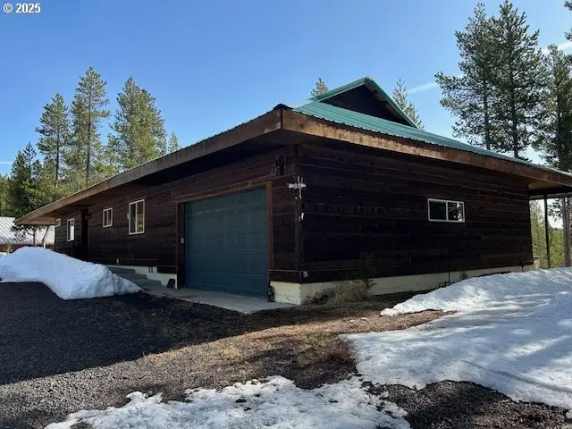 139957 PINE CREEK LOOP, Crescent Lake, OR 97733