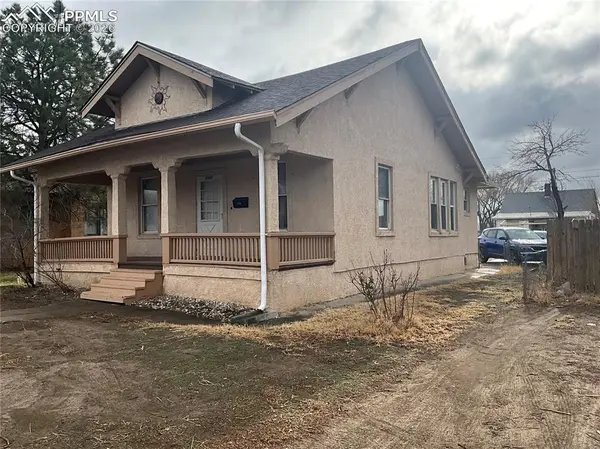 1122 E 4th ST, Pueblo, CO 81001