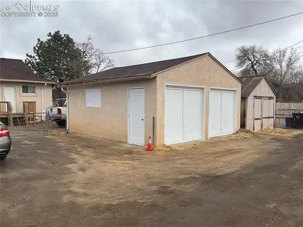 1122 E 4th ST, Pueblo, CO 81001