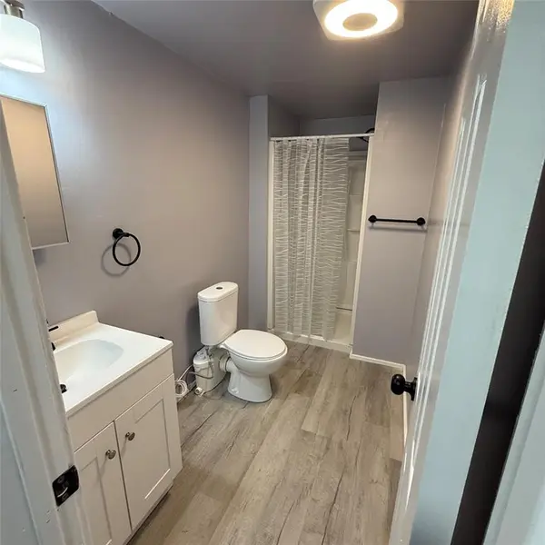 1713 Willow Street, Grand Prairie, TX 75050