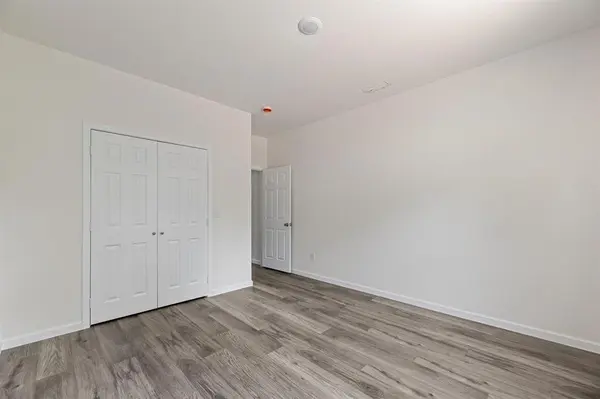 180 Nix Drive, Emory, TX 75440