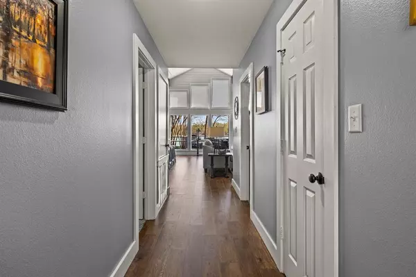 601 W Eagle Point Drive, Mount Vernon, TX 75686