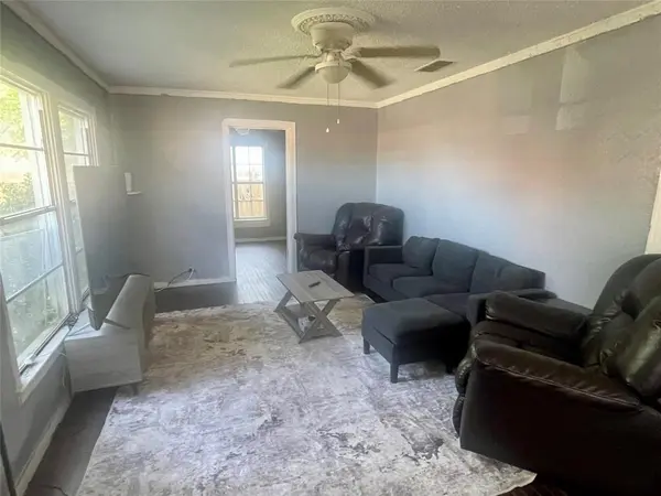 220 Ponder Street, Sulphur Springs, TX 75482