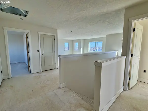 851 NE Laurel Springs DR, Hermiston, OR 97838