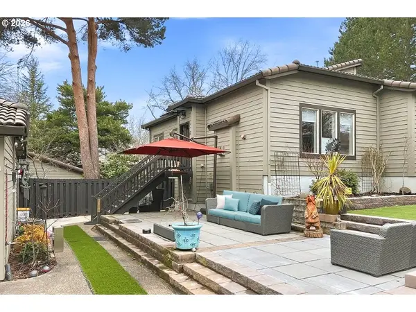 7704 SW CRESMOOR DR, Beaverton, OR 97008