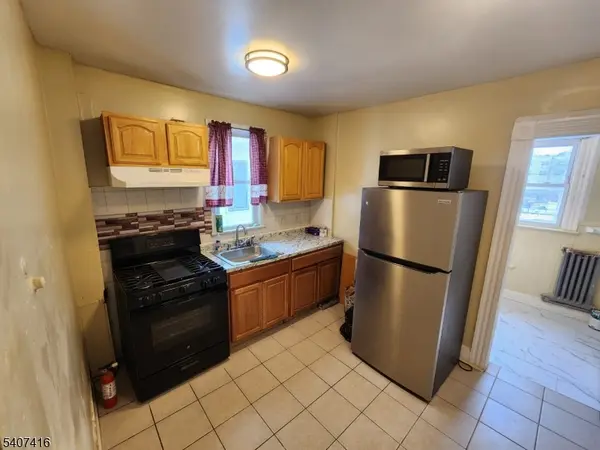 143 S Clinton St #3, East Orange City, NJ 07018