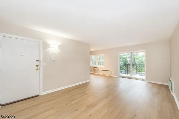 550 Fairview Ave #116, Westwood Boro, NJ 07675