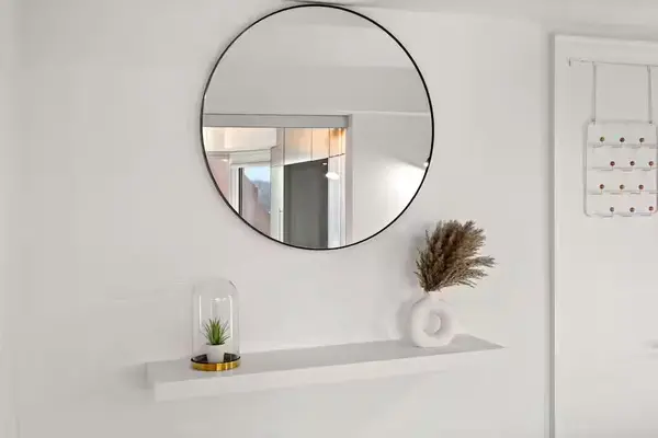 155 Yorkville AVE #501, Toronto C02, ON M5R 0B4