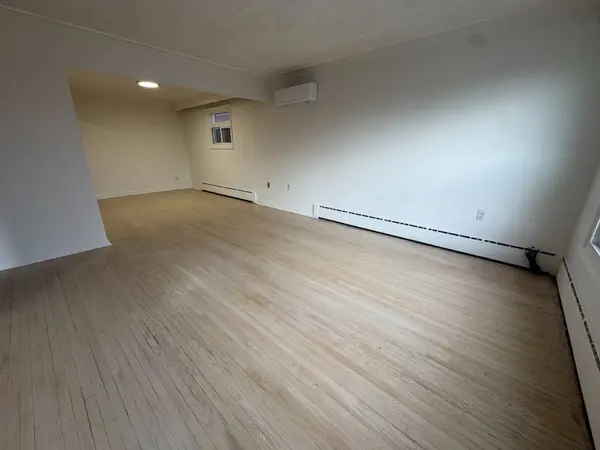 99 Kenwood AVE #Upper, Toronto C03, ON M6C 2S1