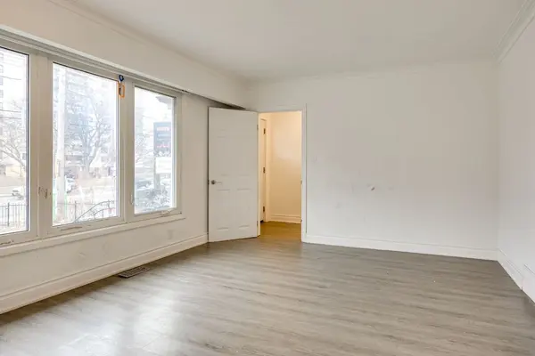 240 Markham RD #ENTIRE PROPERTY, Toronto E08, ON M1J 3C2