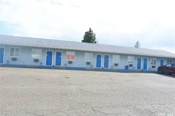 143 Railway AVENUE, Coronach, SK S0H 0Z0