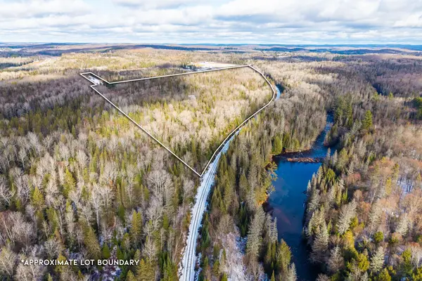 133 Berriedale RD, Armour, ON P0A 1C0