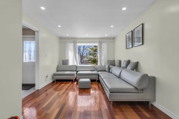 146 Bechtel DR, Kitchener, ON N2P 1S3