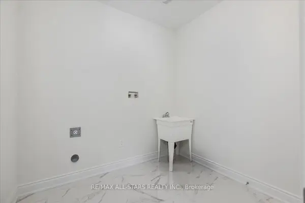 23 Preserve RD, Bancroft, ON K0L 1C0