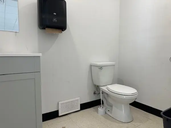 5274 Nauvoo RD, Warwick, ON N0M 2S0