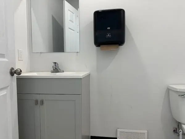 5274 Nauvoo RD, Warwick, ON N0M 2S0