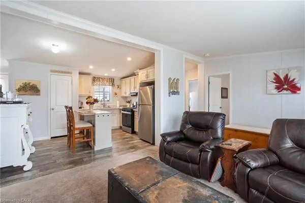 22 Copper Beech DR, Haldimand, ON N0A 1L0