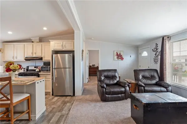 22 Copper Beech DR, Haldimand, ON N0A 1L0