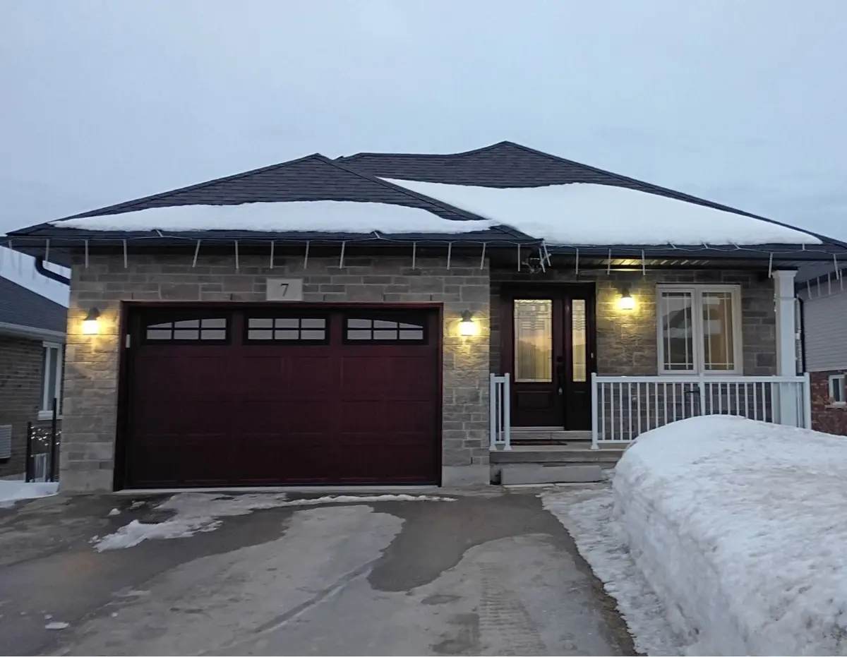 7 Millpond LN, Asphodel-norwood, ON K0L 2V0