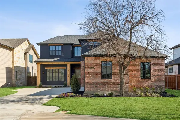 206 Pecan Street, Roanoke, TX 76262