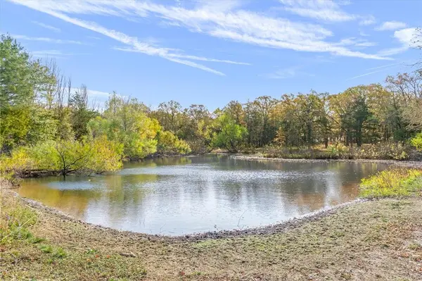 4969 Vz County Road 3502, Wills Point, TX 75169