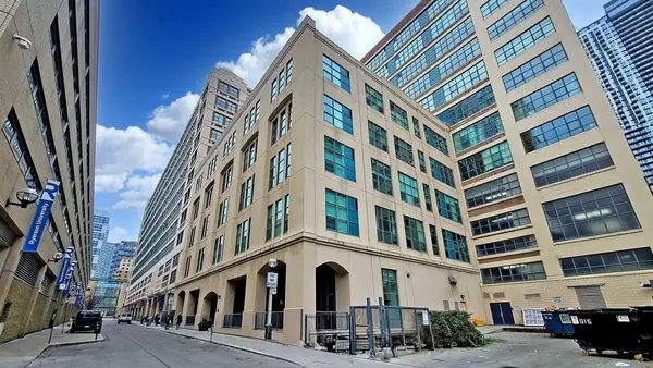 155 Dalhousie ST #926, Toronto C08, ON M5B 2P7