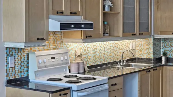 155 Dalhousie ST #926, Toronto C08, ON M5B 2P7