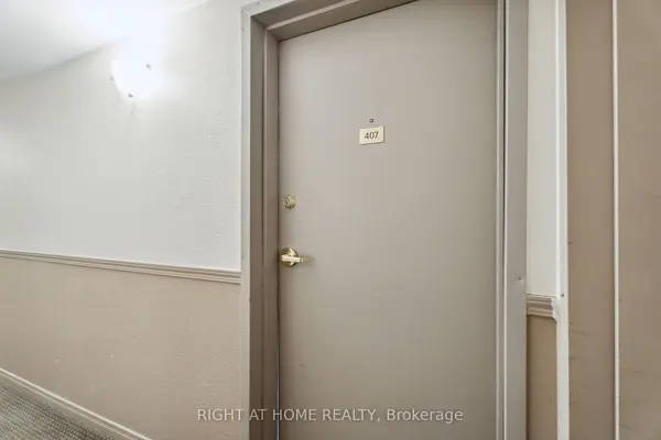 684 Warden AVE #407, Toronto E04, ON M1L 4W4